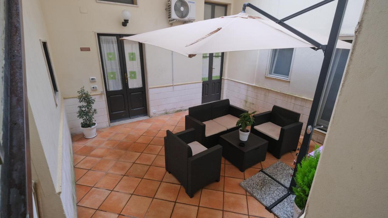 Ferienwohnung Bilocale Porta Napoli Brindisi Exterior foto